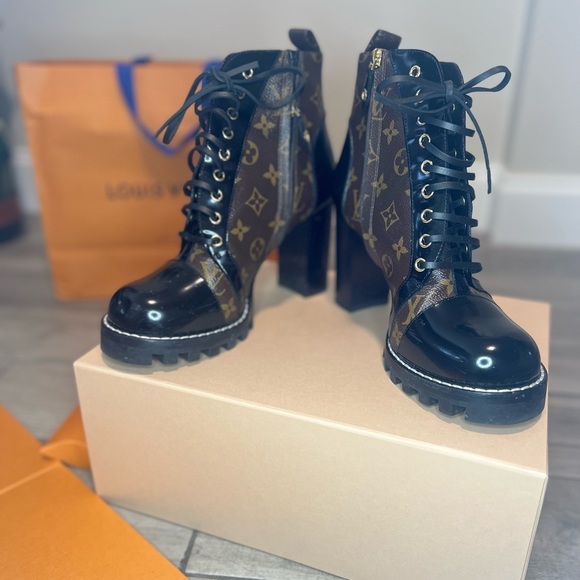 COPY - Stair Trail Louis Vuitton Boots - Picture 10 of 13